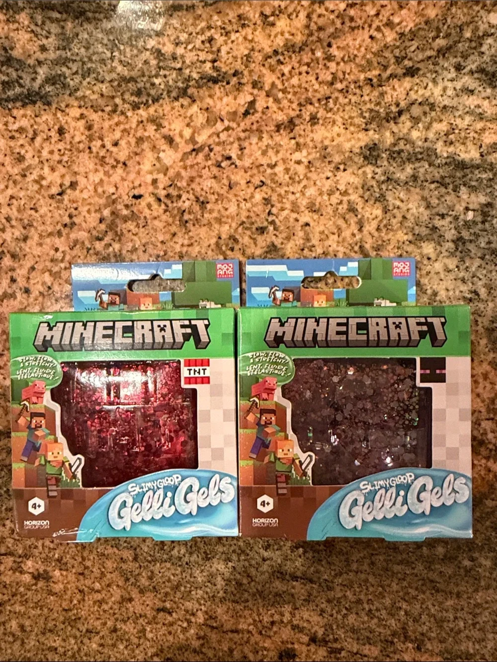 Minecraft Gellic Gels Kids Building Sensory Toy - Red and Black